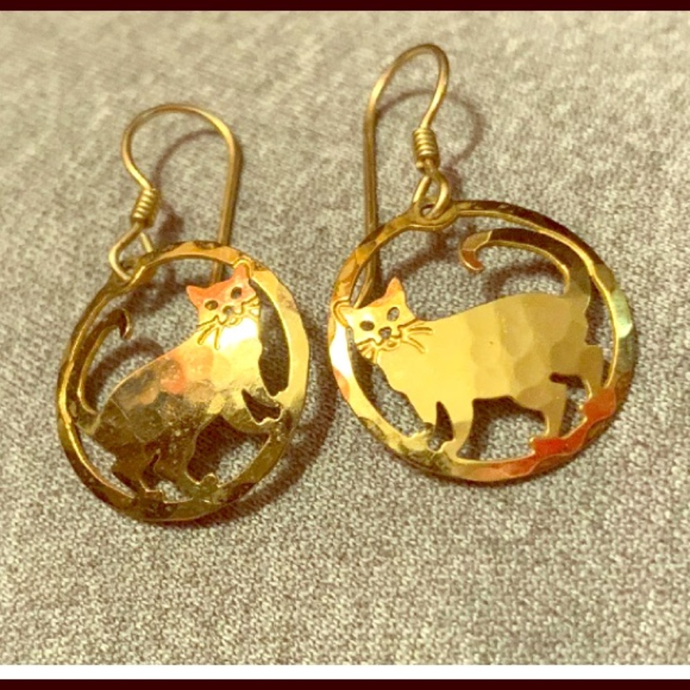 Wild Bryde Gold tone Cats in circle Earrings.